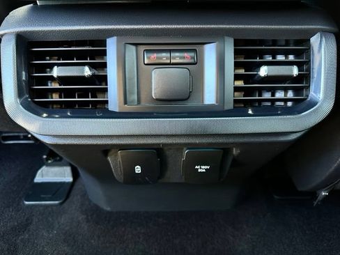 Certified 2022 Ford F150 Raptor w/ Raptor 37 Performance Package AWD/4WD image 14