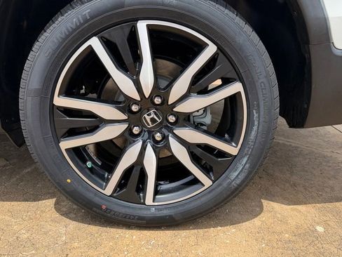 Used 2021 Honda Pilot Touring image 35