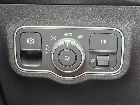 Certified 2024 Mercedes-Benz GLB 35 AMG GLB 35 AMGﾮ image 22