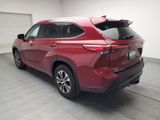 Used 2020 Toyota Highlander XLE image 5