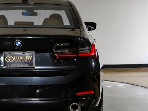 Used 2025 BMW 330i xDrive Sedan w/ Convenience Package image 52