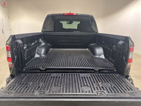 Used 2023 Nissan Frontier SV AWD/4WD image 22