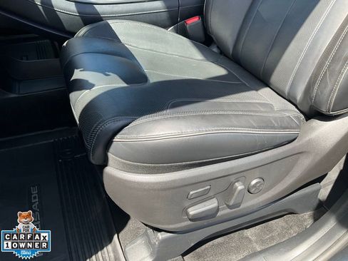 Used 2021 Hyundai Palisade Limited w/ Winter Package AWD/4WD image 17