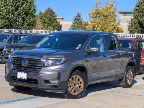 Certified 2023 Honda Ridgeline RTL image 2