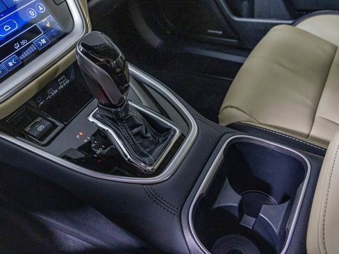 Used 2025 Subaru Outback Limited w/ Popular Package #2 image 64