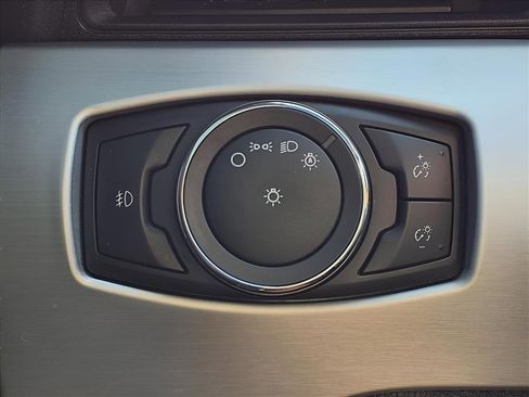 Used 2015 Ford Mustang GT Premium image 18