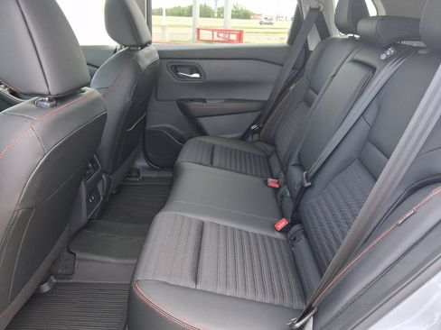 New 2026 Nissan Rogue SV AWD/4WD image 29