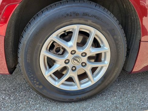 Used 2023 Chrysler Pacifica Touring-L FWD image 6