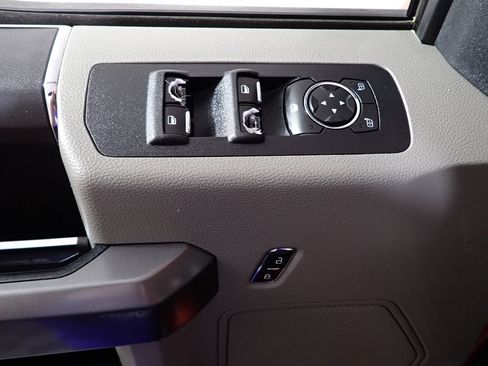 Used 2019 Ford F150 XLT AWD/4WD image 17