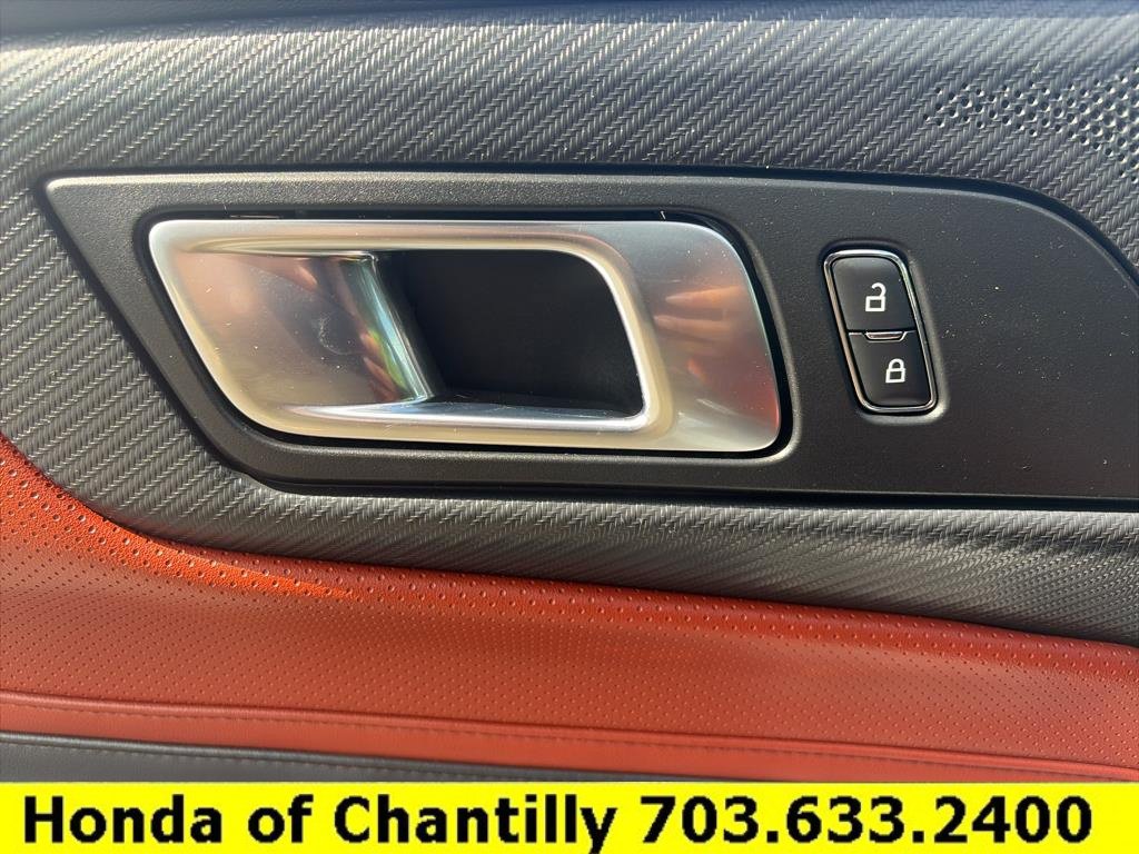 Used 2025 Ford Mustang Premium RWD image 18