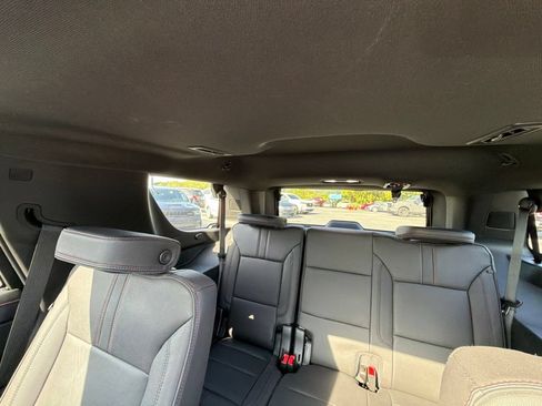 Used 2023 Chevrolet Tahoe RST w/ Luxury Package AWD/4WD image 12