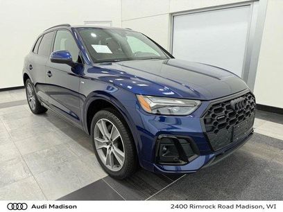 Certified 2025 Audi Q5 2.0T Premium w/ Convenience Plus Package