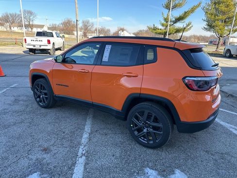 New 2026 Jeep Compass Latitude image 21