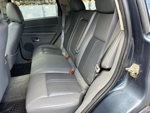 Used 2007 Jeep Grand Cherokee Limited w/ Trailer Tow Group IV AWD/4WD image 21