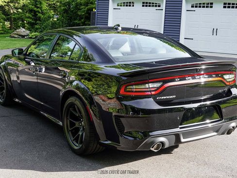 Used 2023 Dodge Charger SRT Hellcat w/ Harman/Kardon Audio Group RWD image 6