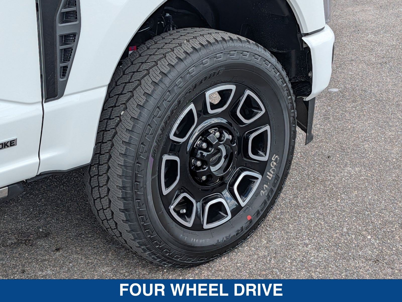 New 2026 Ford F250 Platinum AWD/4WD image 14