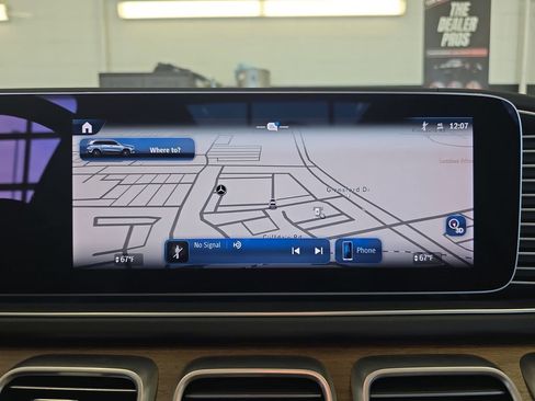 Certified 2026 Mercedes-Benz GLS 450 4MATIC image 25