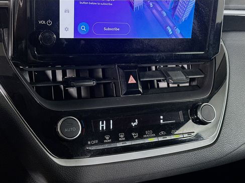 Used 2024 Toyota Corolla LE image 24