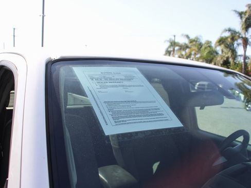 Used 2017 Nissan Frontier S image 39