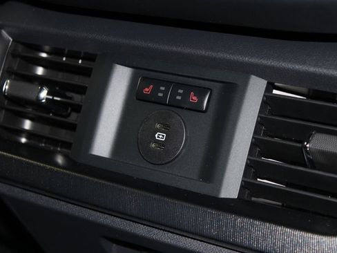 New 2025 Ford F150 Platinum w/ FX4 Off-Road Package image 33