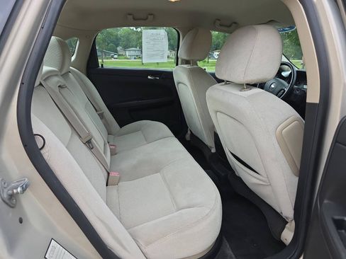 Used 2012 Chevrolet Impala LT FWD image 20