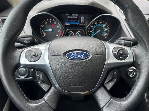 Used 2014 Ford Escape Titanium FWD image 24