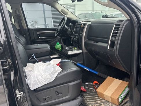 Used 2018 RAM 2500 Laramie w/ Sport Appearance Group image 20