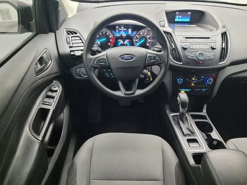Used 2018 Ford Escape S image 22
