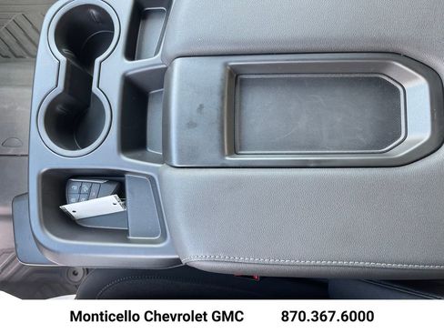 New 2026 Chevrolet Silverado 1500 Custom Trail Boss w/ Dark Appearance Package image 20