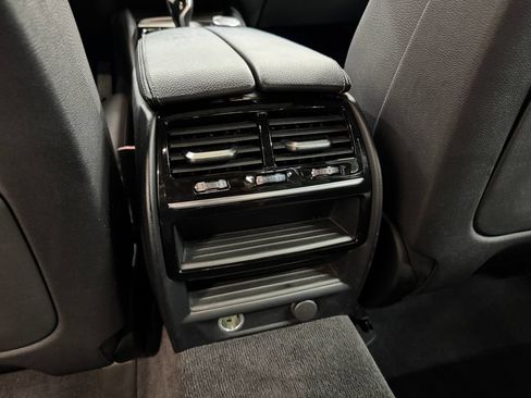 Used 2019 BMW 530e RWD image 24