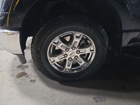 Used 2022 Ford F150 XLT w/ Equipment Group 302A High image 11