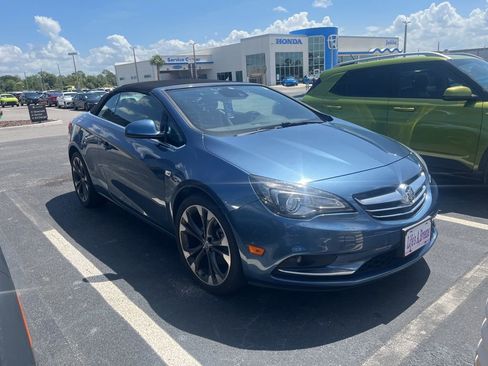 Used 2017 Buick Cascada Premium FWD image 2