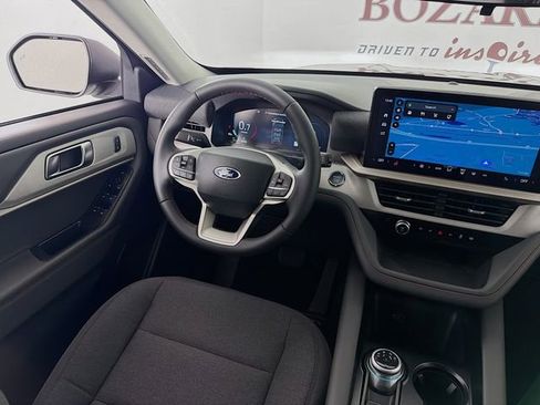 New 2026 Ford Explorer Active image 28