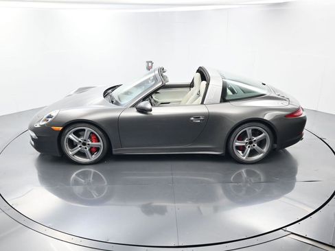 Used 2014 Porsche 911 Targa 4S image 39