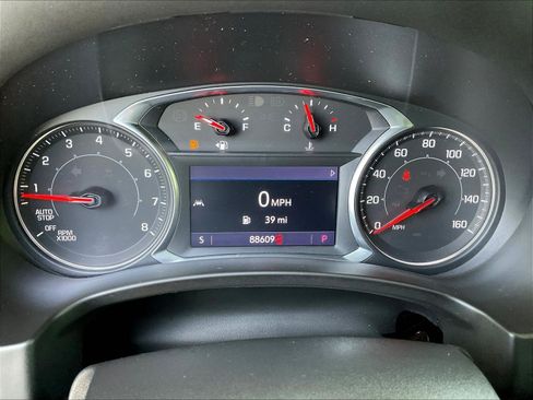 Used 2020 GMC Terrain SLT w/ Preferred Package FWD image 13