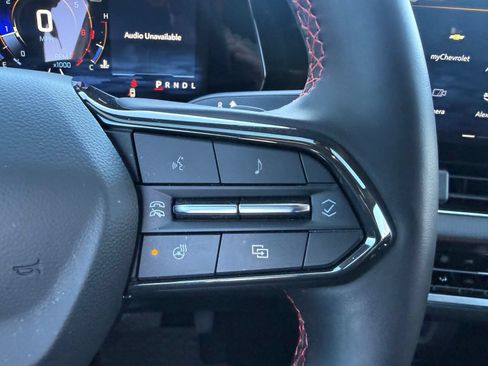 Used 2025 Chevrolet Equinox RS w/ Convenience Package III AWD/4WD image 19