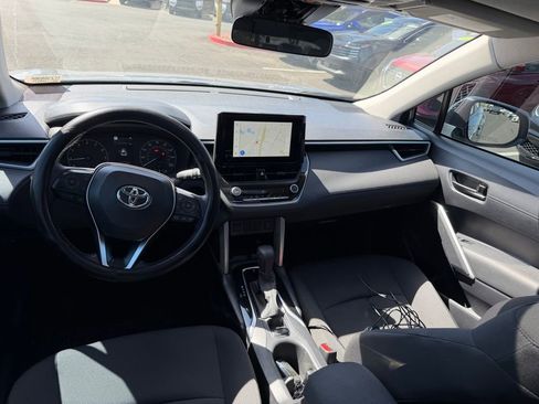 Used 2024 Toyota Corolla Cross LE w/ Moonroof Package AWD/4WD image 10