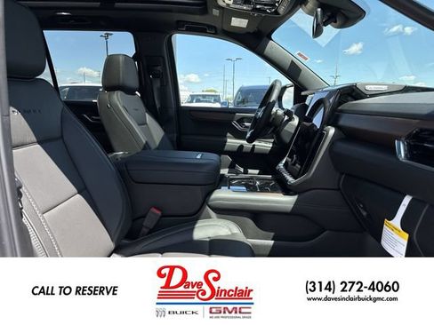 New 2026 GMC Yukon Denali w/ Sun & Power Step Package AWD/4WD image 26