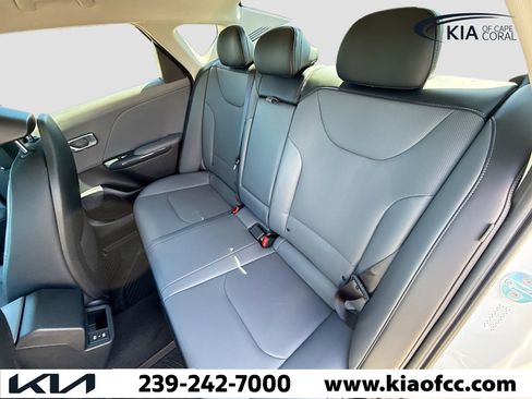 New 2026 Kia K4 EX image 18
