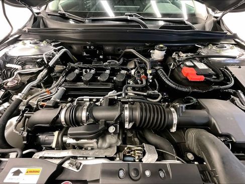 Used 2022 Honda Accord LX image 9
