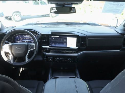 Used 2025 Chevrolet Silverado 2500 LT w/ Trail Boss Package image 27