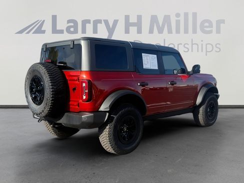 Used 2022 Ford Bronco Wildtrak image 6