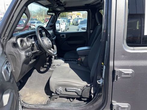 Used 2021 Jeep Gladiator Sport AWD/4WD image 21