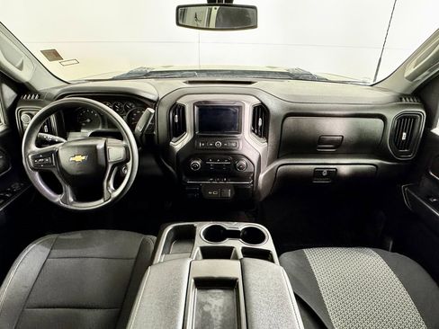 Used 2022 Chevrolet Silverado 2500 Custom w/ Custom Value Package image 20