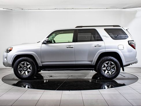 Used 2020 Toyota 4Runner TRD Off-Road Premium image 12