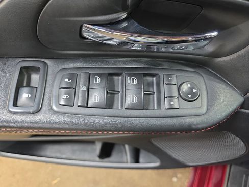 Used 2017 Dodge Grand Caravan GT FWD image 28