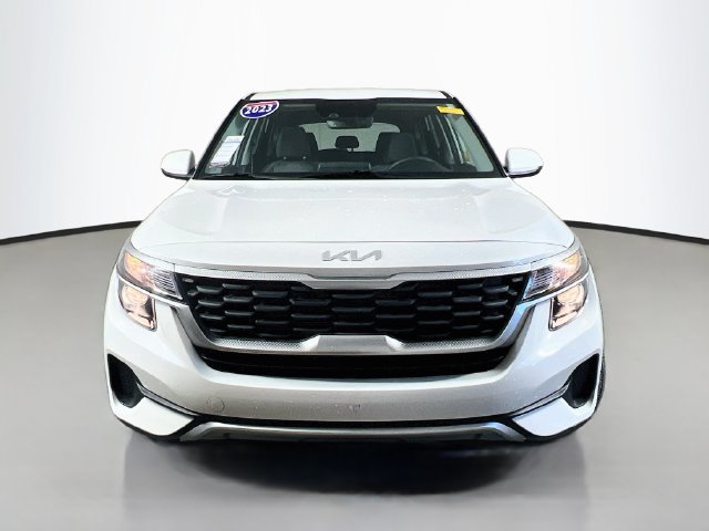 Used 2023 Kia Seltos LX AWD/4WD image 3