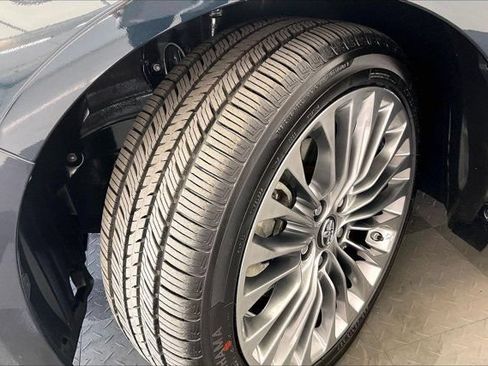 Used 2016 Toyota Avalon Limited w/ Protection Package FWD image 34