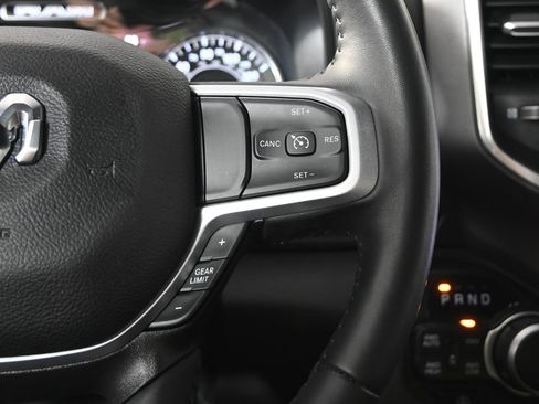 Used 2023 RAM 1500 Big Horn AWD/4WD image 36