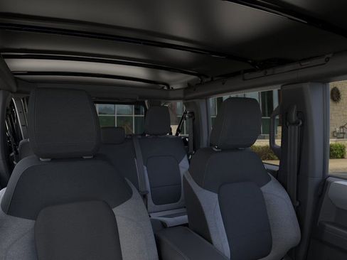 New 2025 Ford Bronco Big Bend image 12